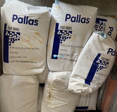 Pallas Katyonik Reçine 220 NA 1 Litre